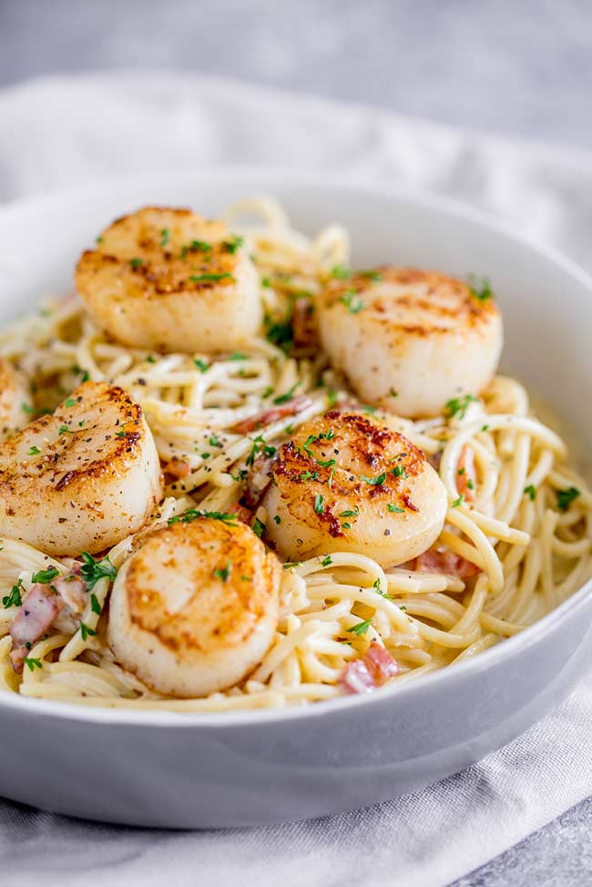 Seared Scallop and Bacon Alfredo Pasta